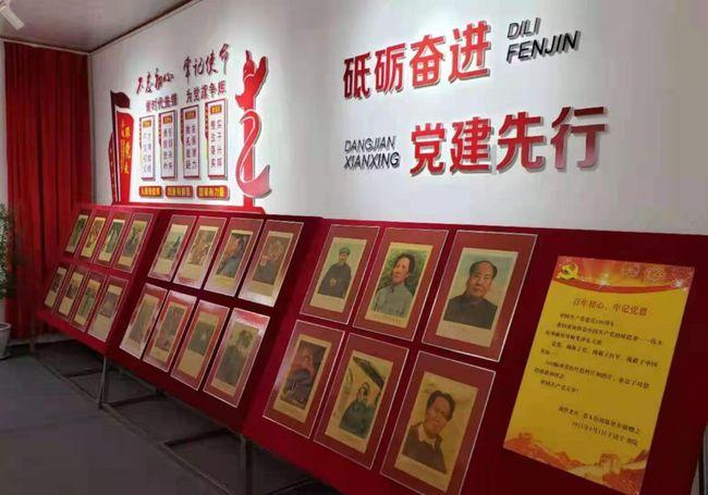 逃离破旧弃城